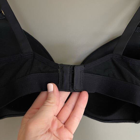 LIVELY All-Day Deep V No-Wire Bra Black‎ Size 34DD Wireless Comfortable Seamless - Picture 13 of 16